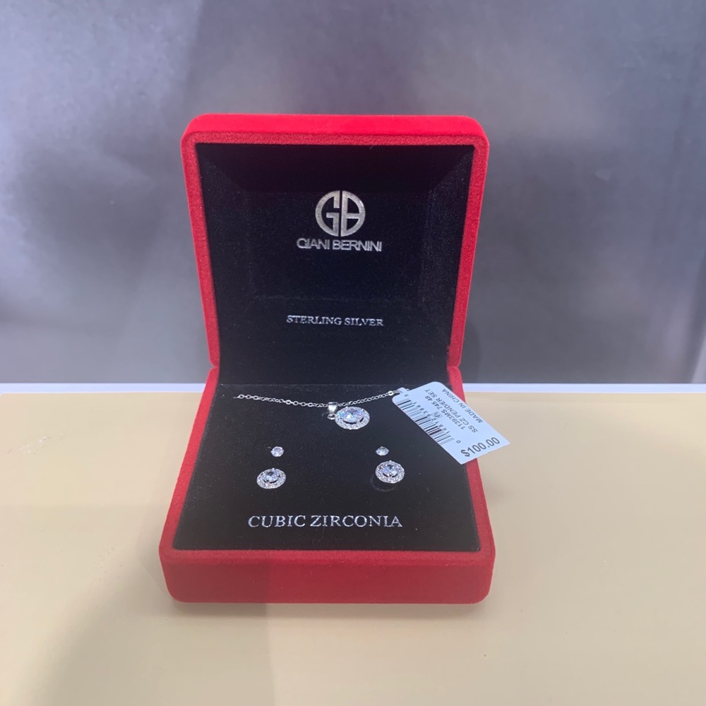 Giani Bernini earnings and necklace set
